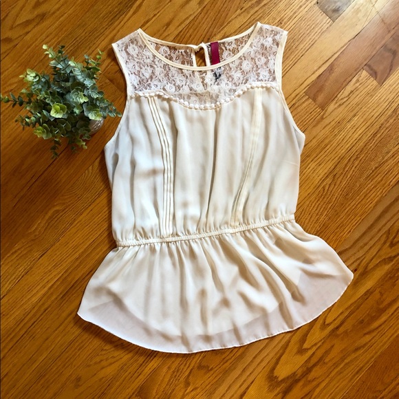 Pure Energy Tops - EUC Cream Lace Peplum Top